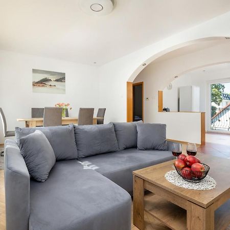 Bright & Spacious Family Apartment In Miedzyzdroje With Parking And 3 Balconies By Noclegi Renters Exterior foto